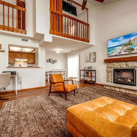 Family Friendly And Quite 2 Bedroom Condo Close To Fun Fort Wayne Exterior photo