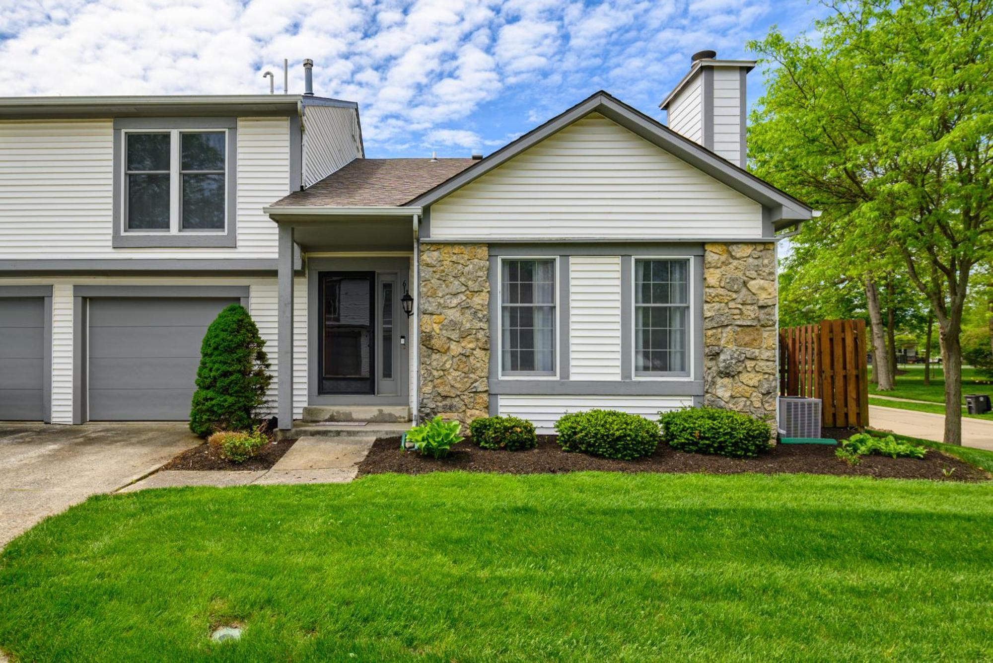 Family Friendly And Quite 2 Bedroom Condo Close To Fun Fort Wayne Exterior photo
